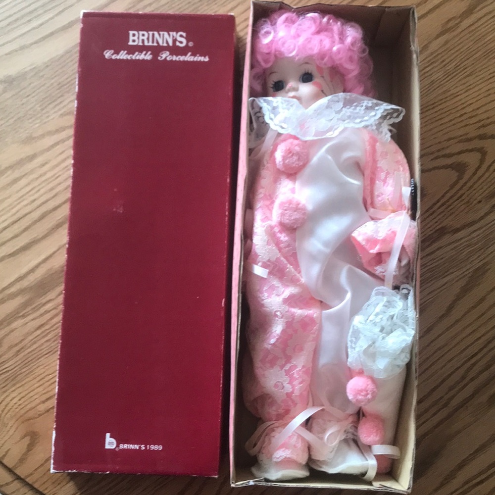 Beautiful Porcelain Musical Clown Doll 15”! New!